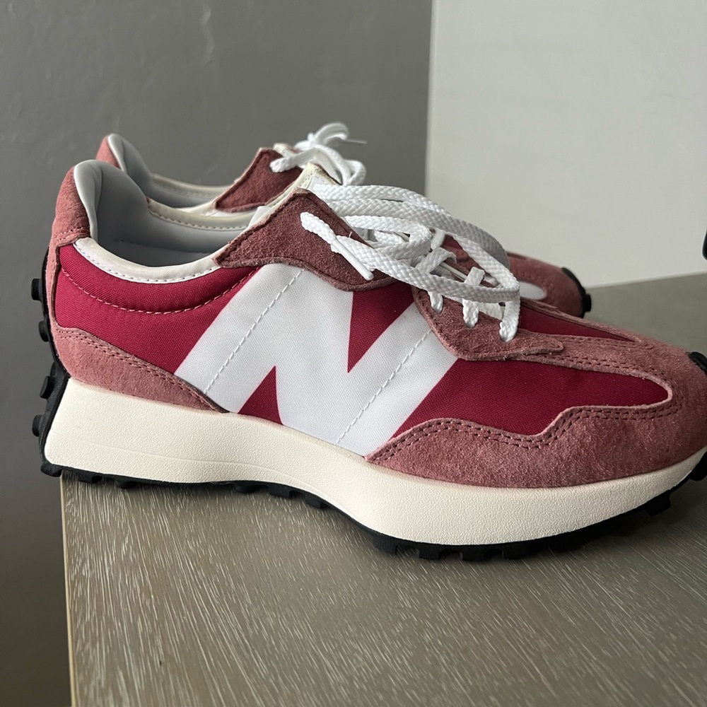 New Balance 327. Size 7.5. Worn once! Red/pink/cream/white